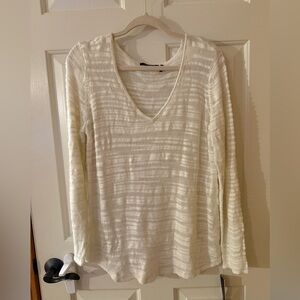 Daisy Fuentes V Neck sweater NWT SIZE XL Bundle items to save on shipping costs